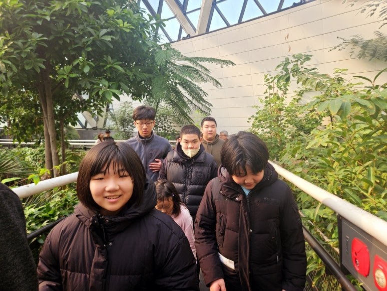 https_kids-i.kakaocdn.net_dn_dKYJCG_btsLZZmfu1g_e59D5KG4sJ1SrJK0luVaHK_img.jpeg